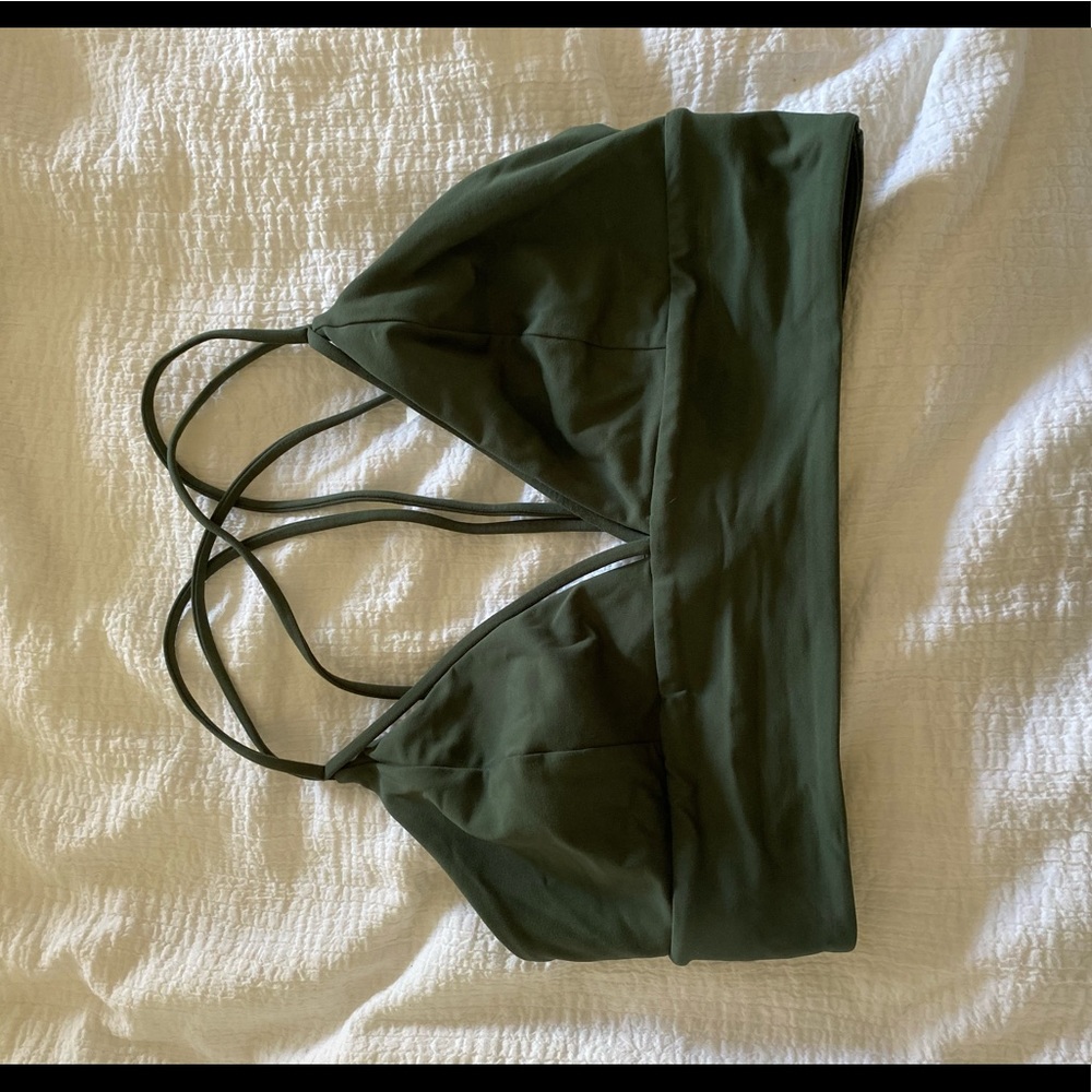 Lululemon bra
